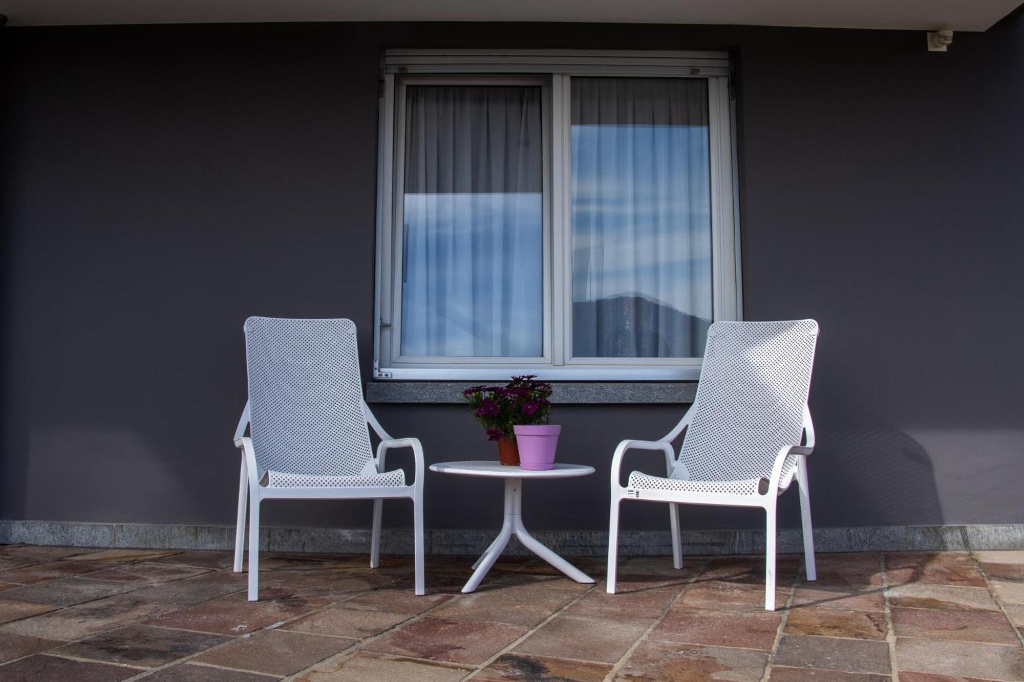 Veralto - Modern Suite With Como Lake View Vacallo Екстериор снимка
